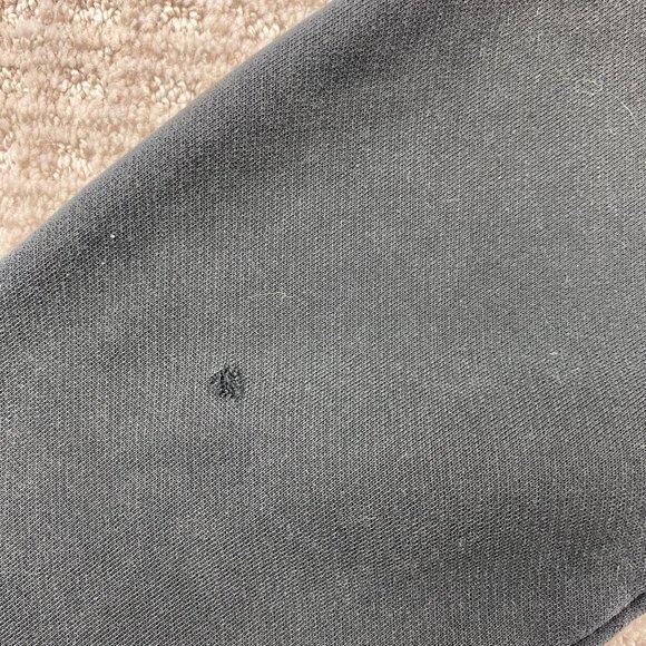 Adidas Sweater Women Large L Black Hoodie Pullover Sweatshirt Gray Red Logo - Picture 8 of 8